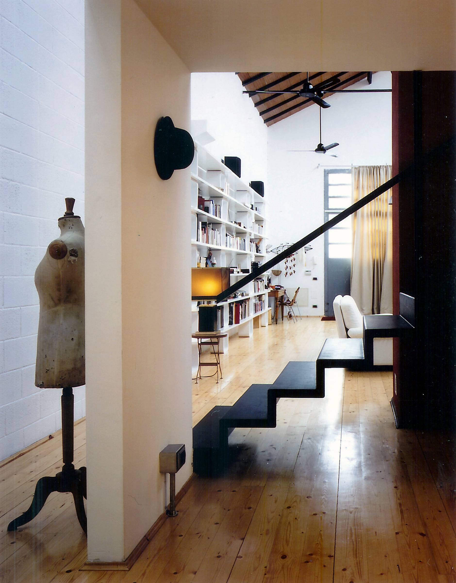 Via savona 04 - Scala